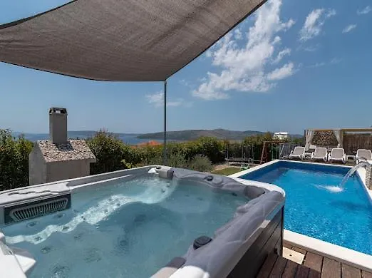 Villa Hedonist Seget Vranjica Croatia