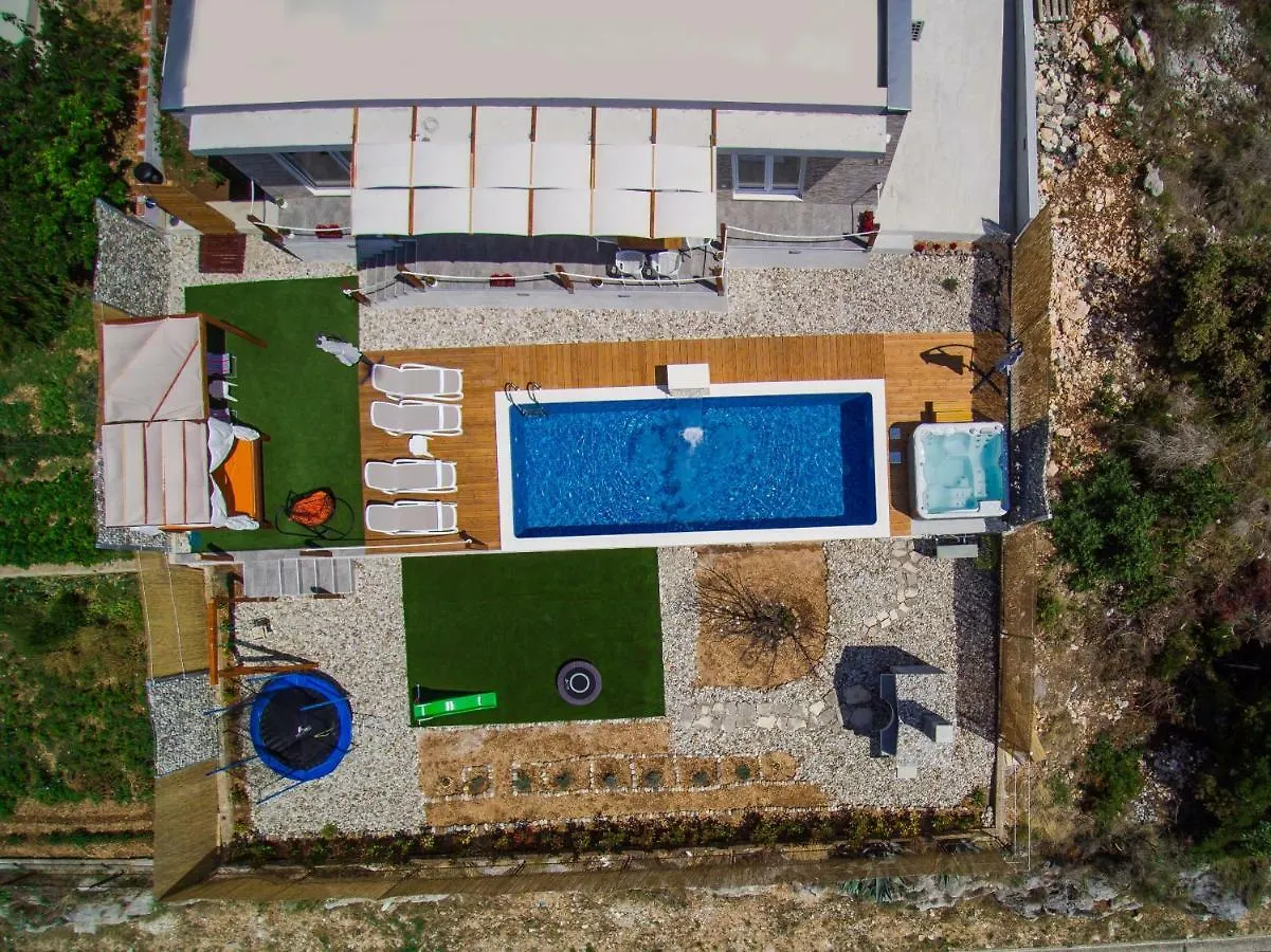 Villa Hedonist Seget Vranjica