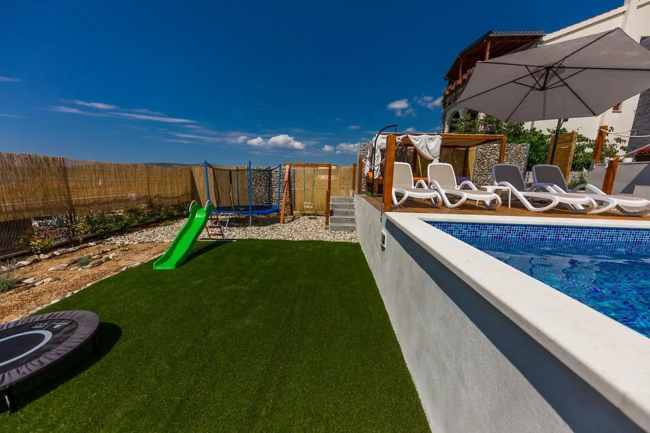 Villa Hedonist Seget Vranjica